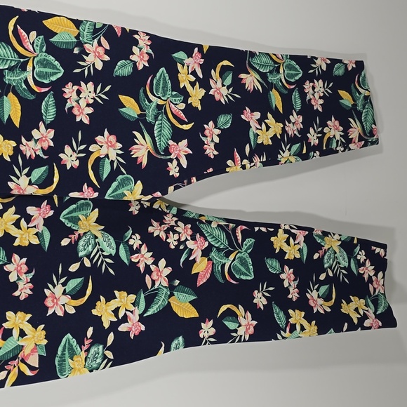 {Old Navy} High Rise Pixie Pants With Secret-Slim Pockets - Navy Floral SIZE 14 - Picture 5 of 14
